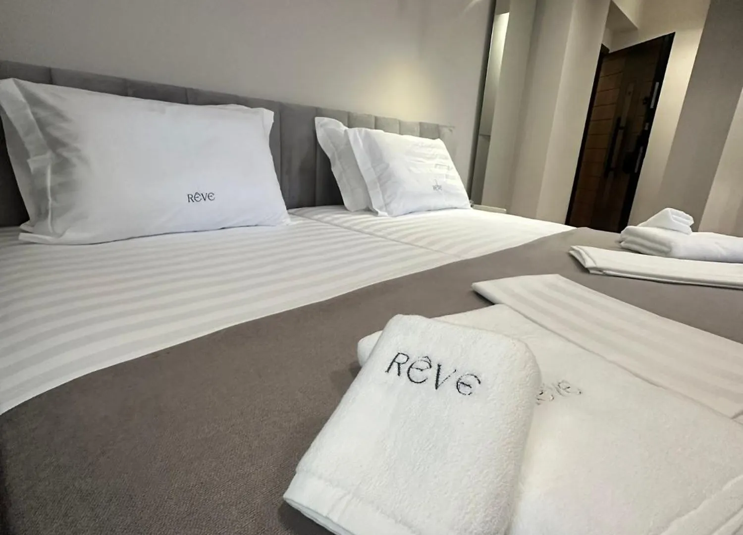 Reve Apartments Tirana